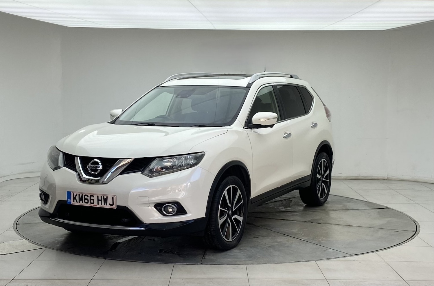 Used Nissan X-Trail 2016 for sale - 77453290: Photo 2