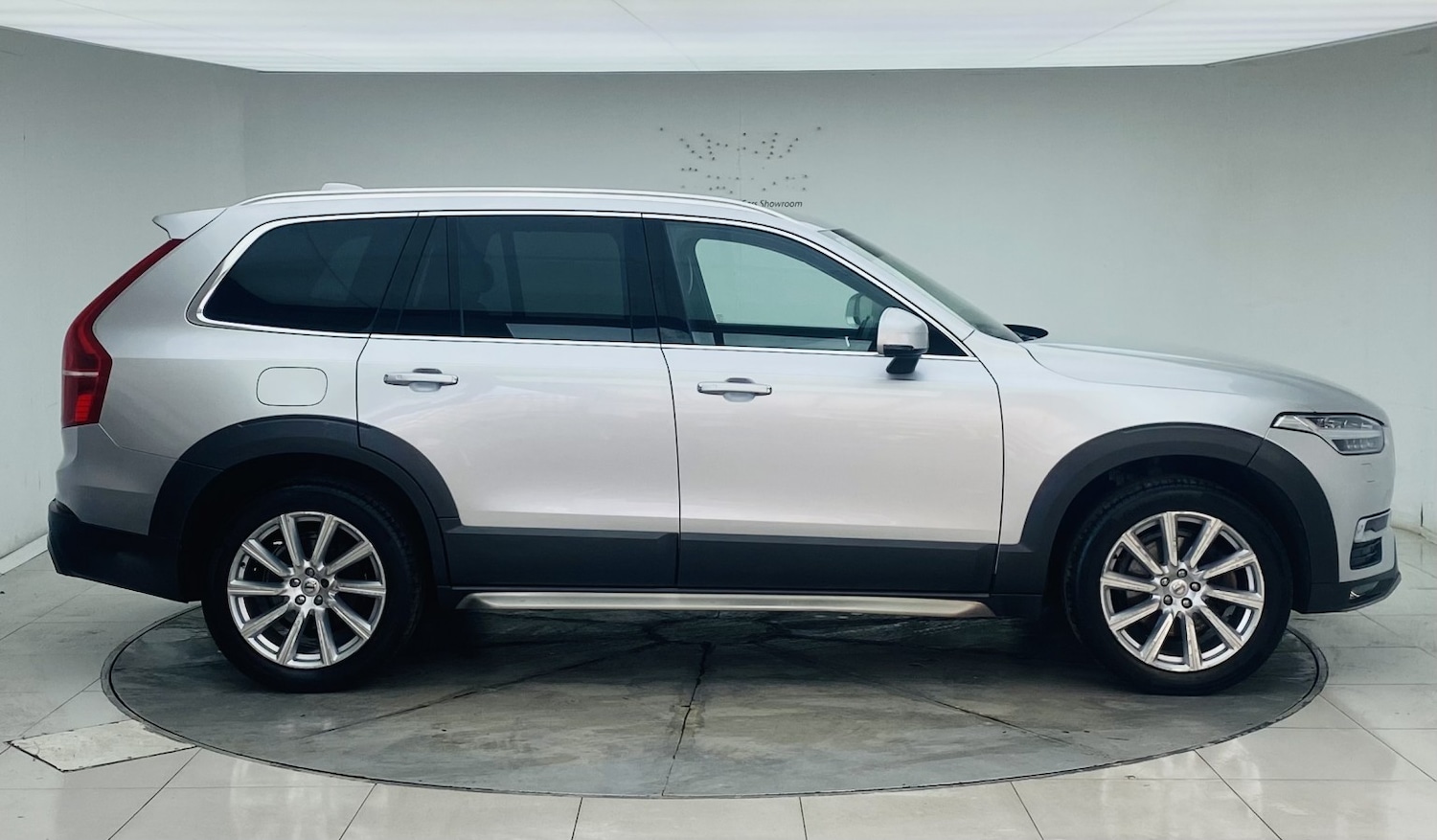 Used Volvo XC90 2015 for sale - 77851347: Photo 3