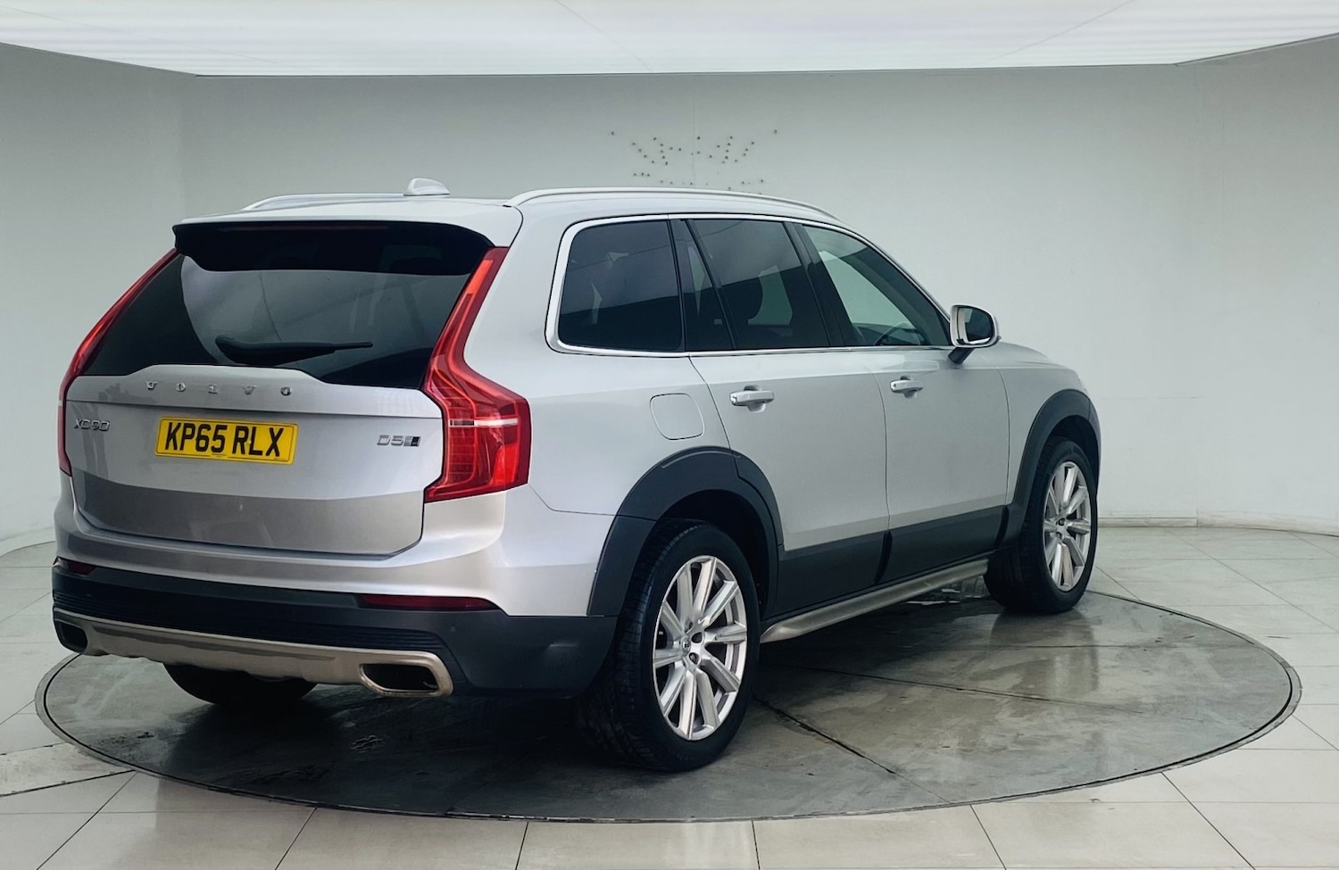 Used Volvo XC90 2015 for sale - 77851347: Photo 4