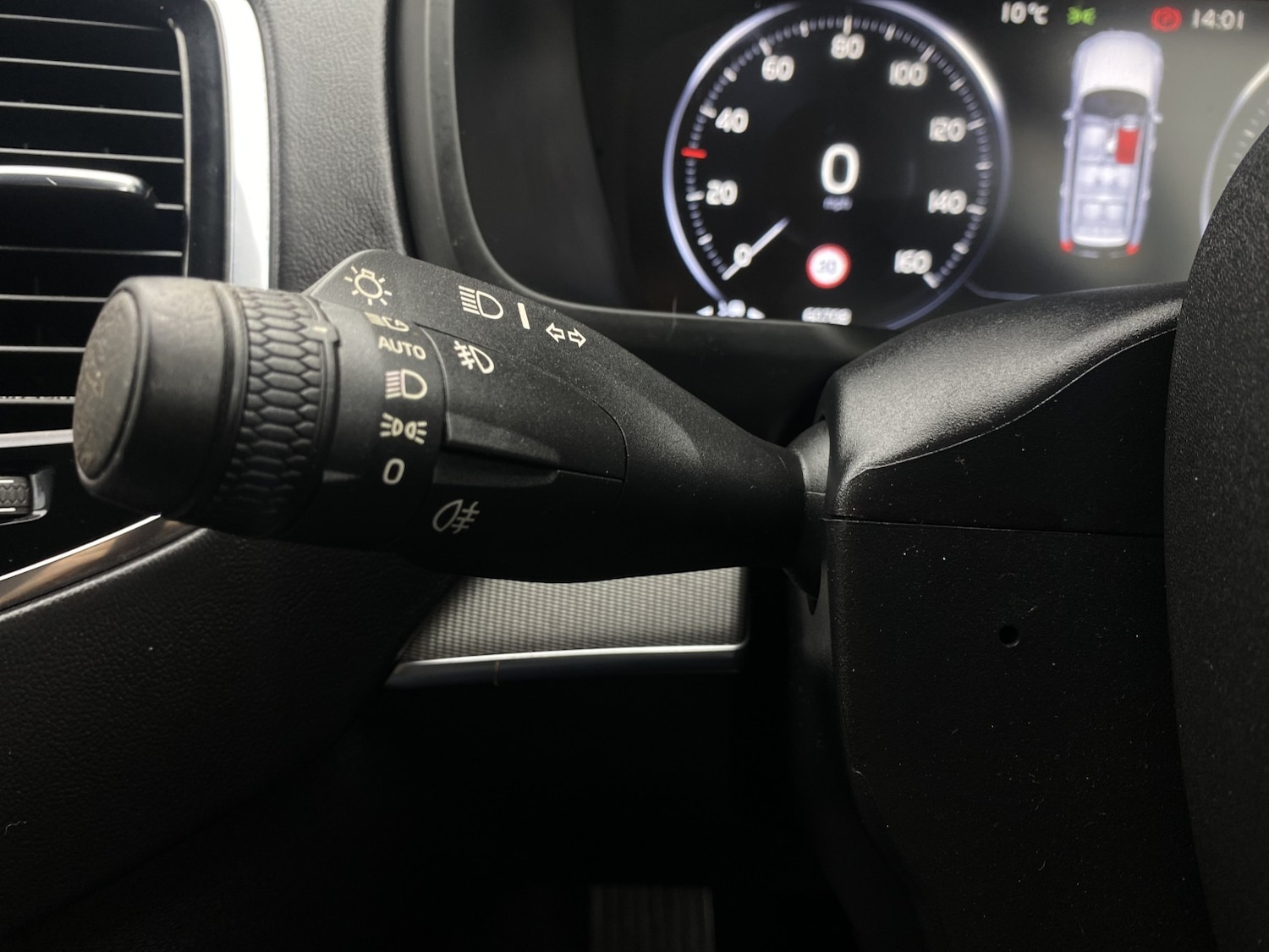 Used Volvo XC90 2015 for sale - 77851347: Photo 56