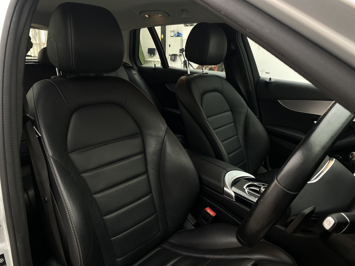 Used Mercedes-Benz C Class 2021 for sale - 77548350: Photo 41