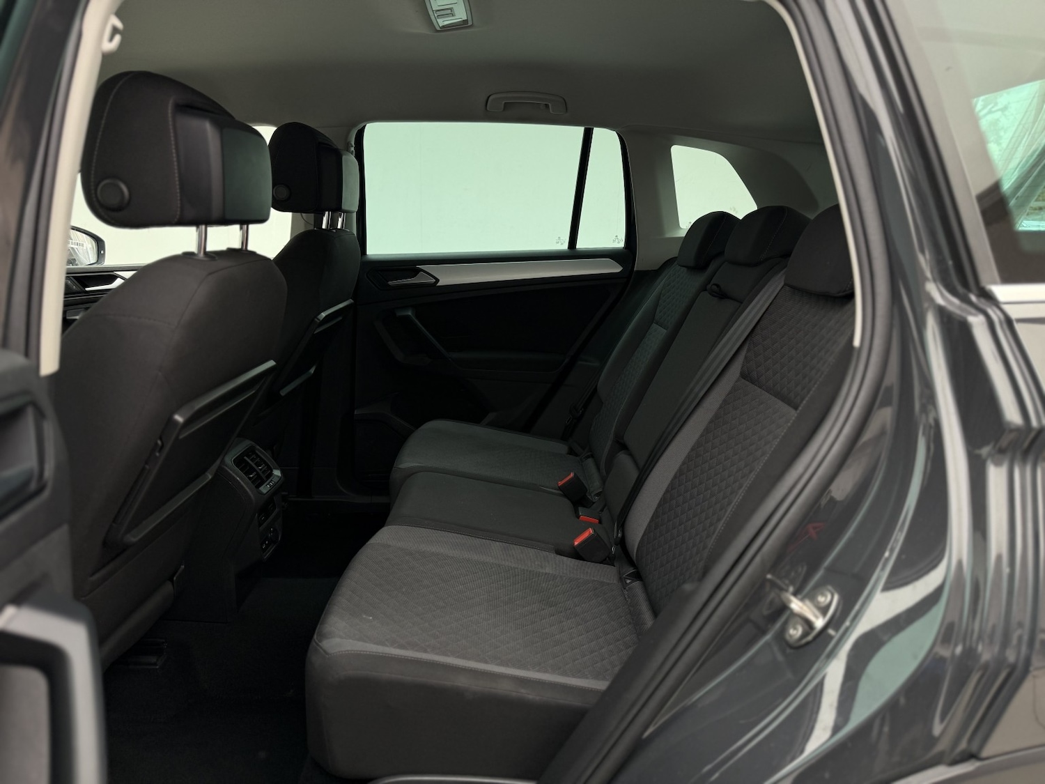 Used Volkswagen Tiguan 2020 for sale - 77453416: Photo 11