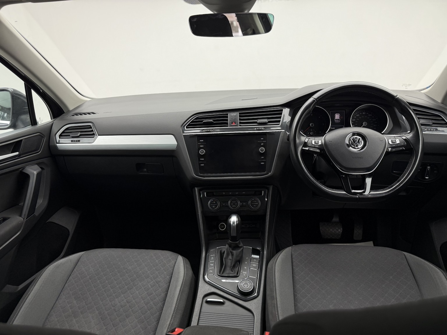 Used Volkswagen Tiguan 2020 for sale - 77453416: Photo 12