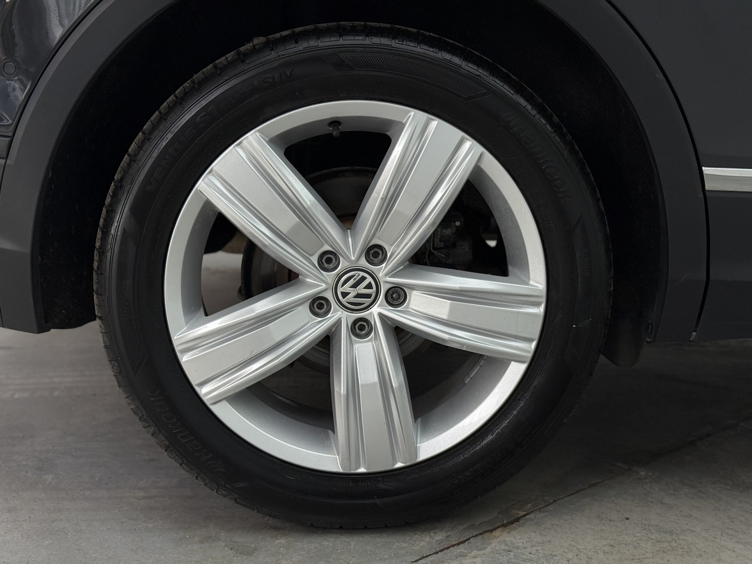 Used Volkswagen Tiguan 2020 for sale - 77453416: Photo 28