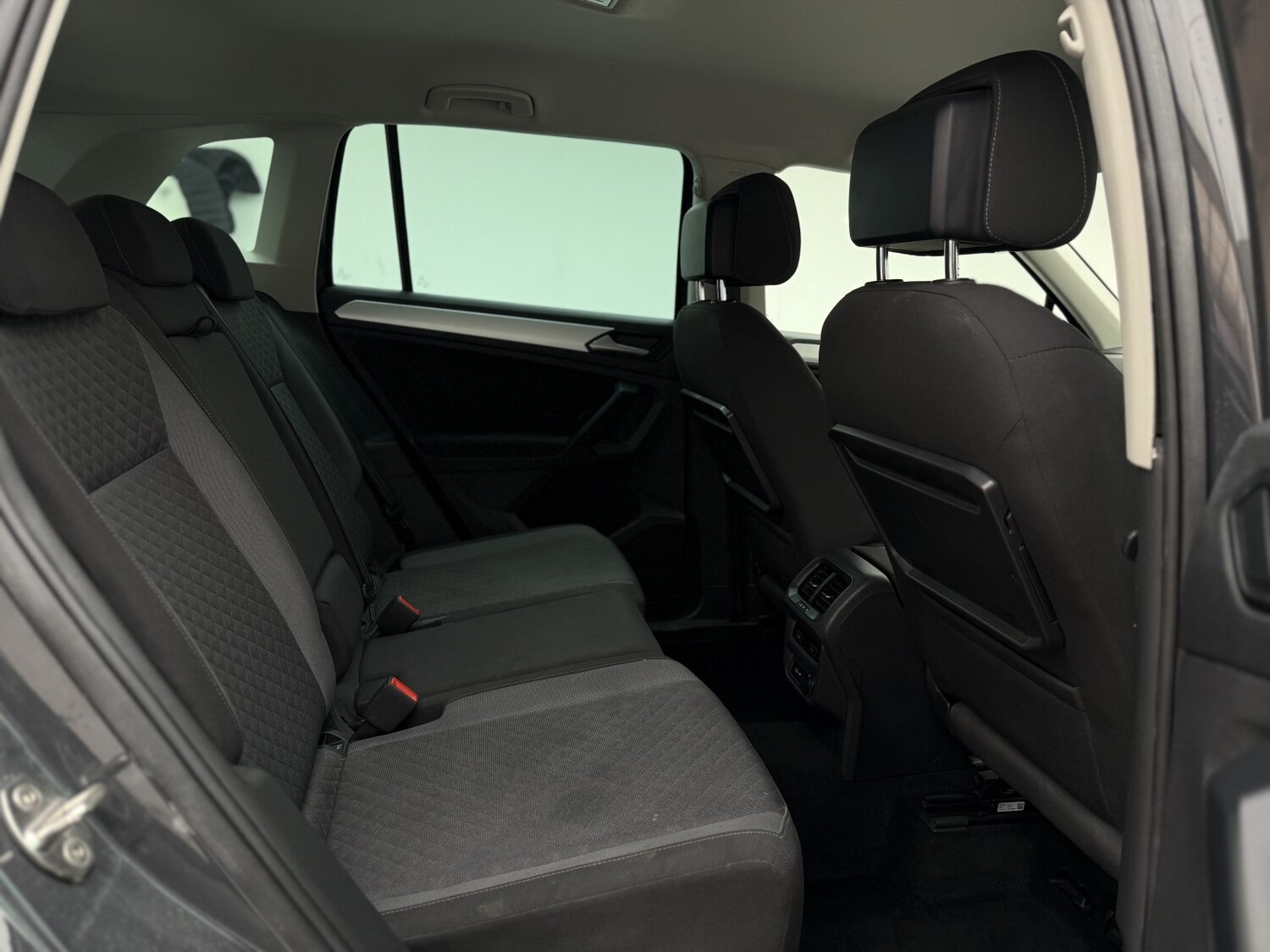 Used Volkswagen Tiguan 2020 for sale - 77453416: Photo 37