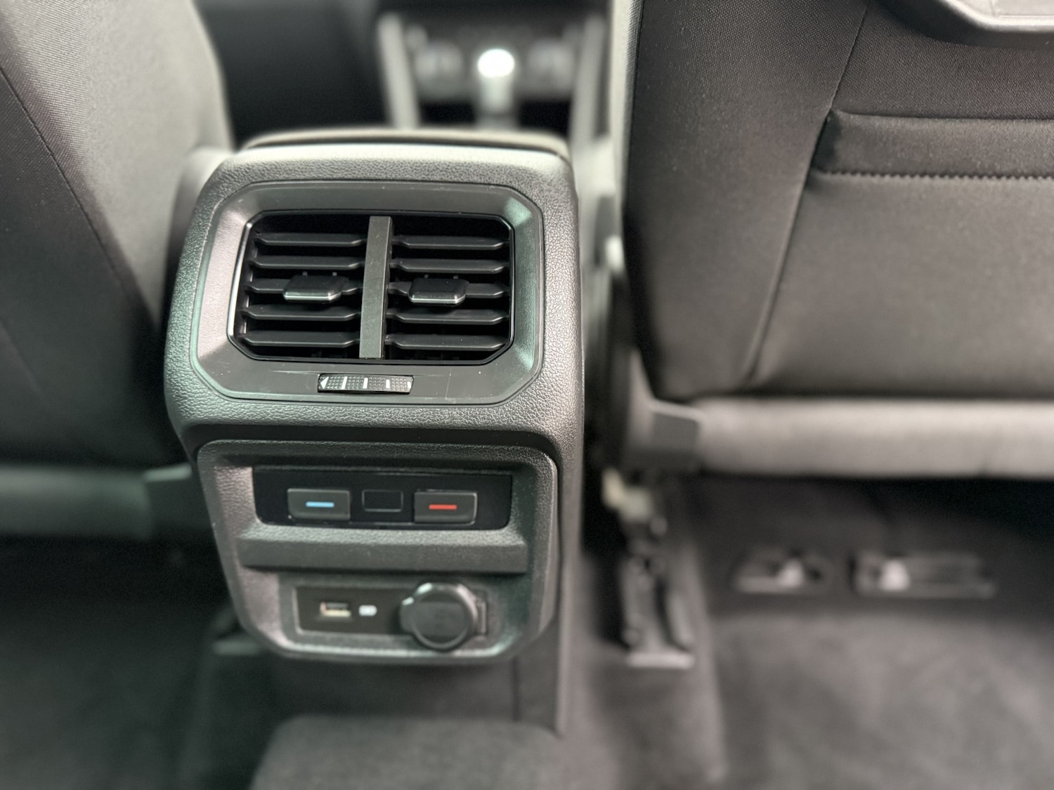 Used Volkswagen Tiguan 2020 for sale - 77453416: Photo 38