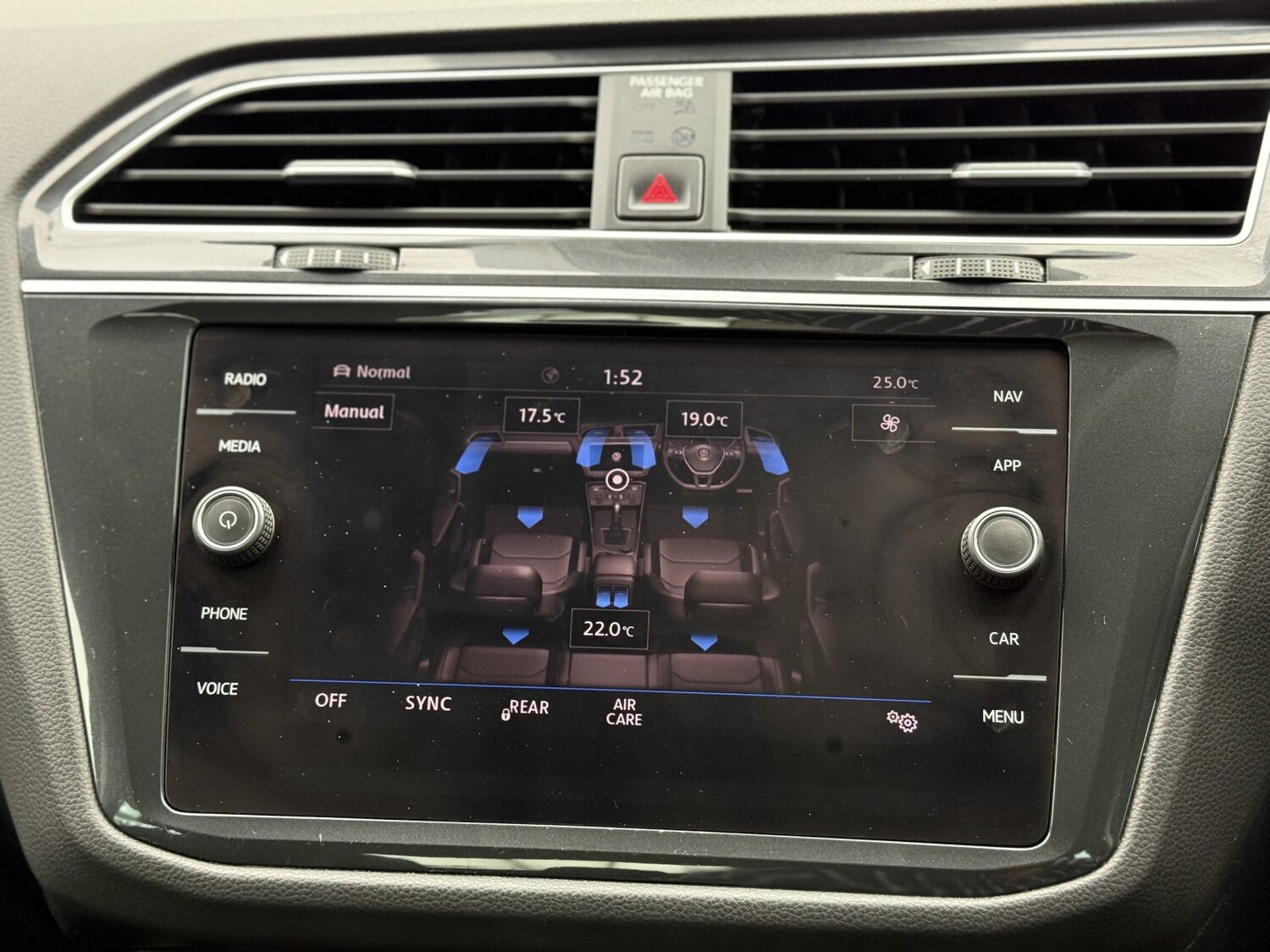 Used Volkswagen Tiguan 2020 for sale - 77453416: Photo 51