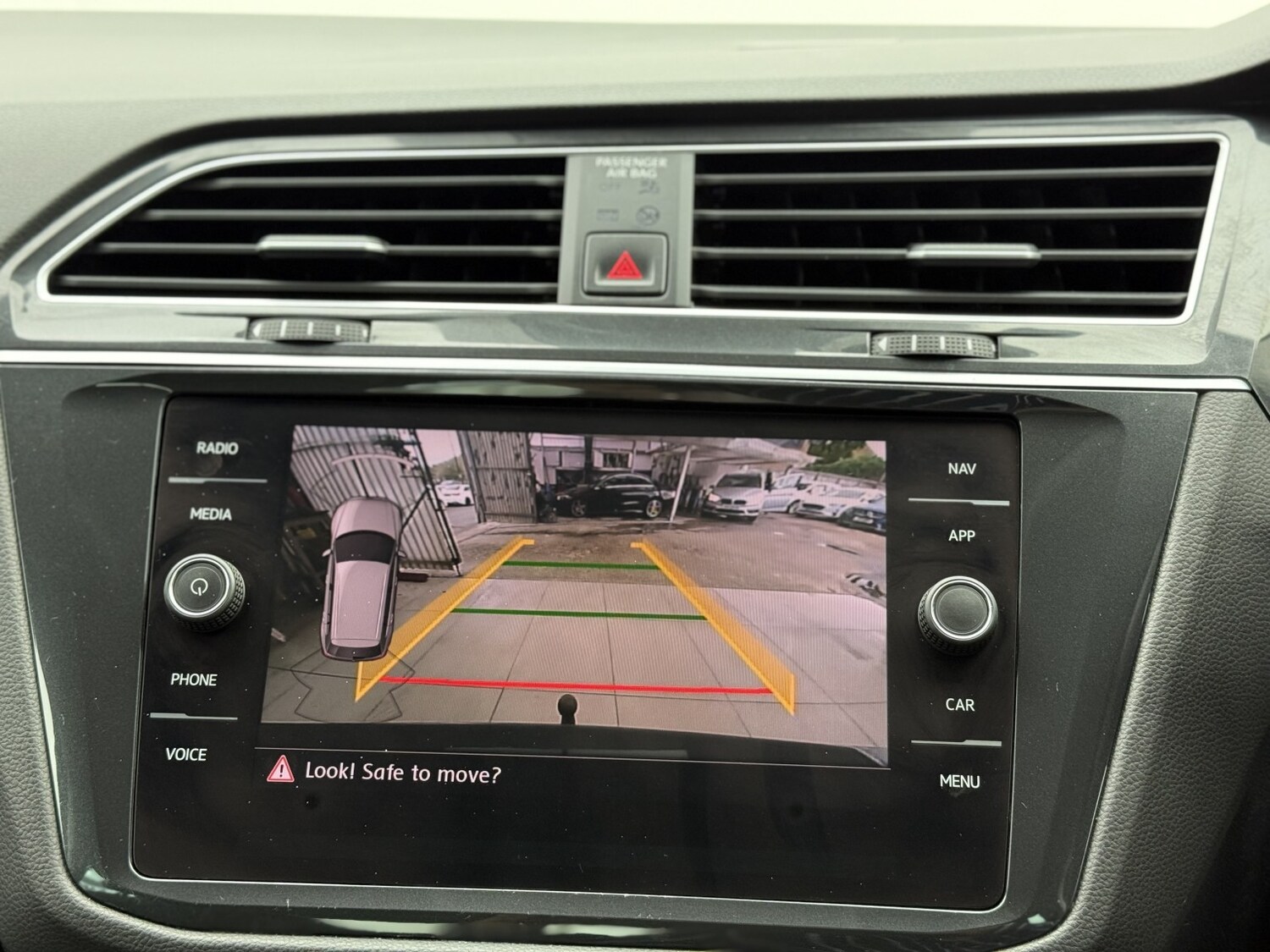 Used Volkswagen Tiguan 2020 for sale - 77453416: Photo 52