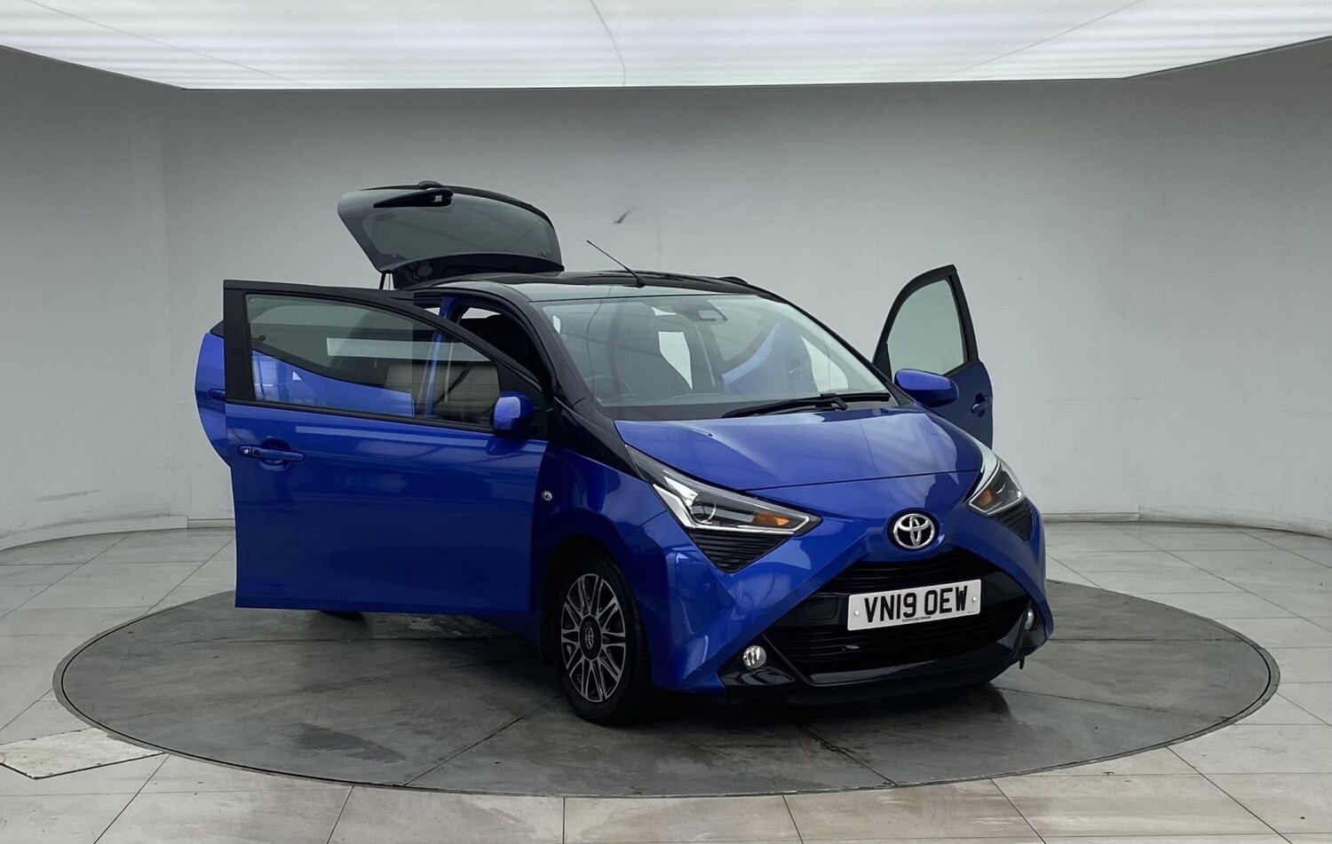 Used Toyota AYGO 2019 for sale - 77453240: Photo 13