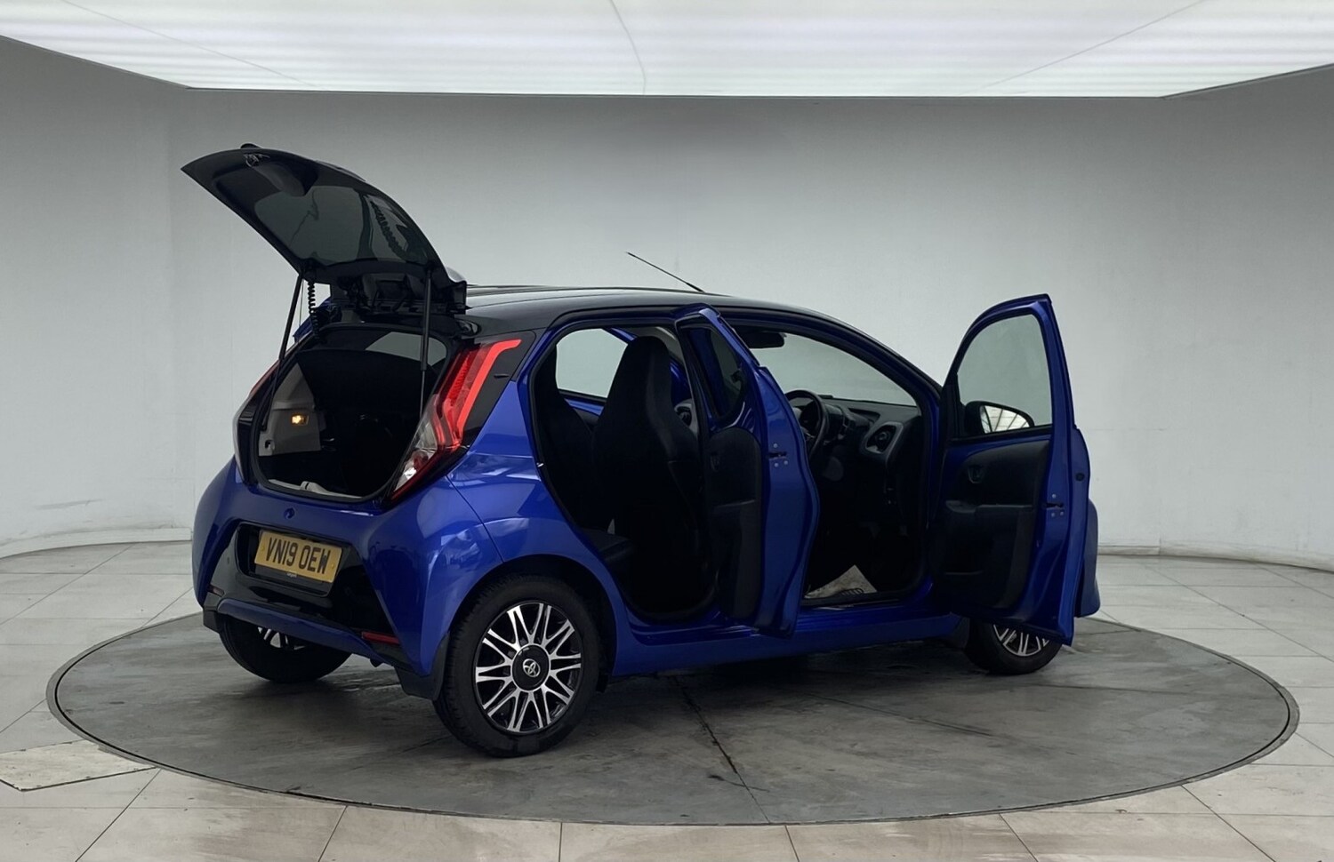 Used Toyota AYGO 2019 for sale - 77453240: Photo 14