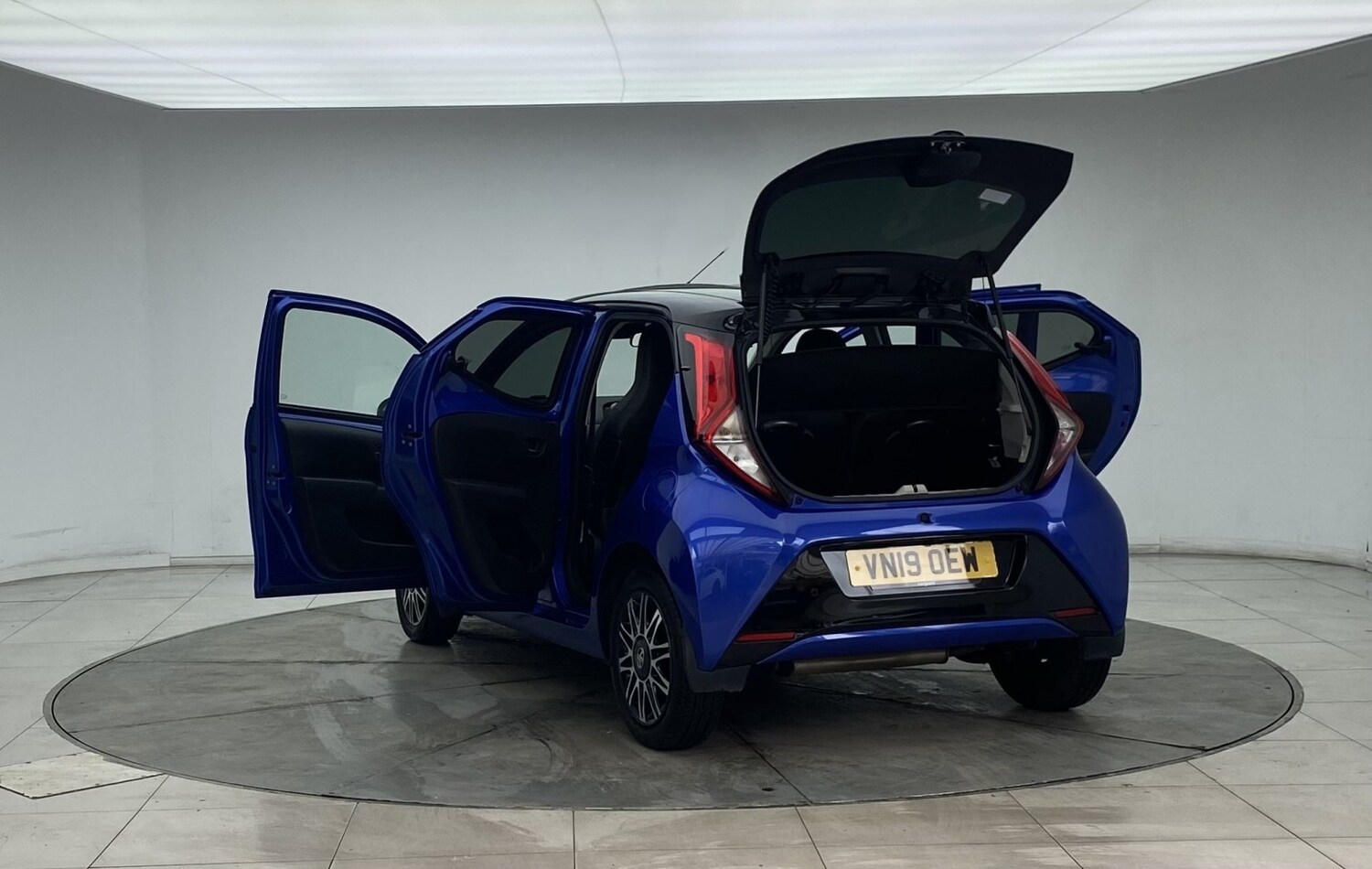Used Toyota AYGO 2019 for sale - 77453240: Photo 15