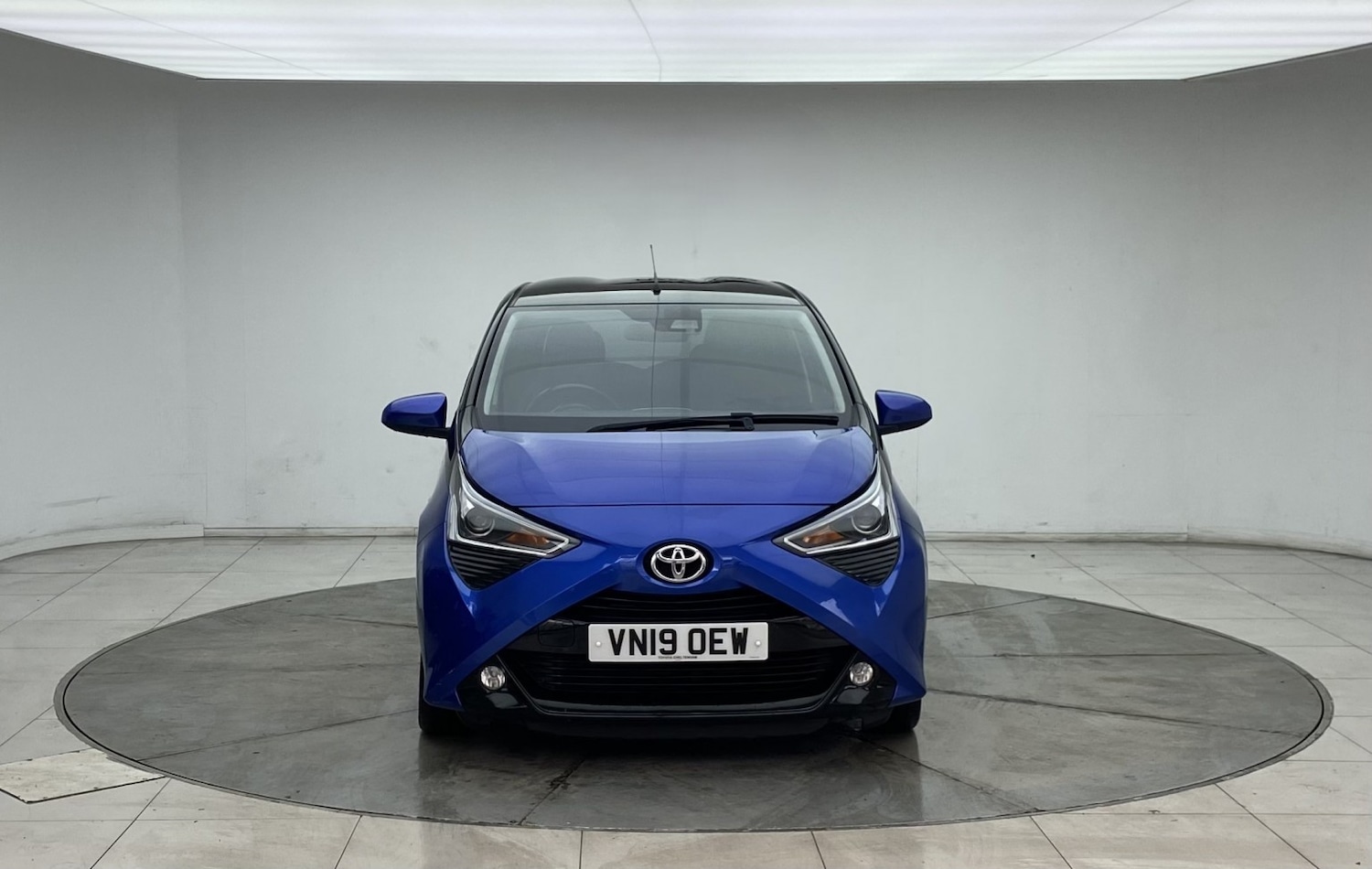 Used Toyota AYGO 2019 for sale - 77453240: Photo 2