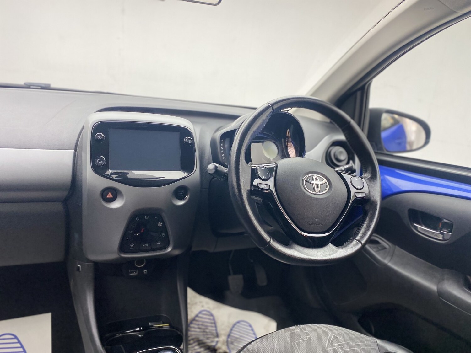 Used Toyota AYGO 2019 for sale - 77453240: Photo 38