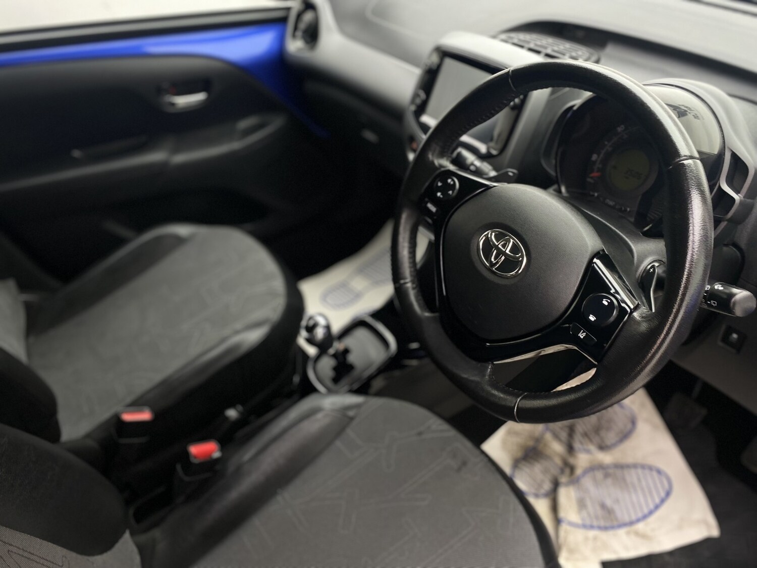 Used Toyota AYGO 2019 for sale - 77453240: Photo 8