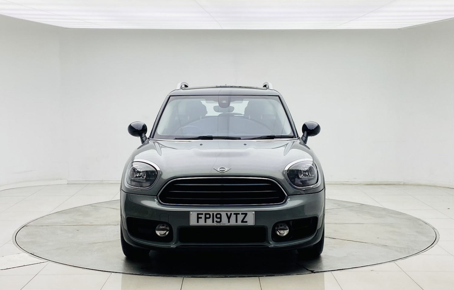 Used MINI Countryman 2019 for sale - 77453340: Photo 2
