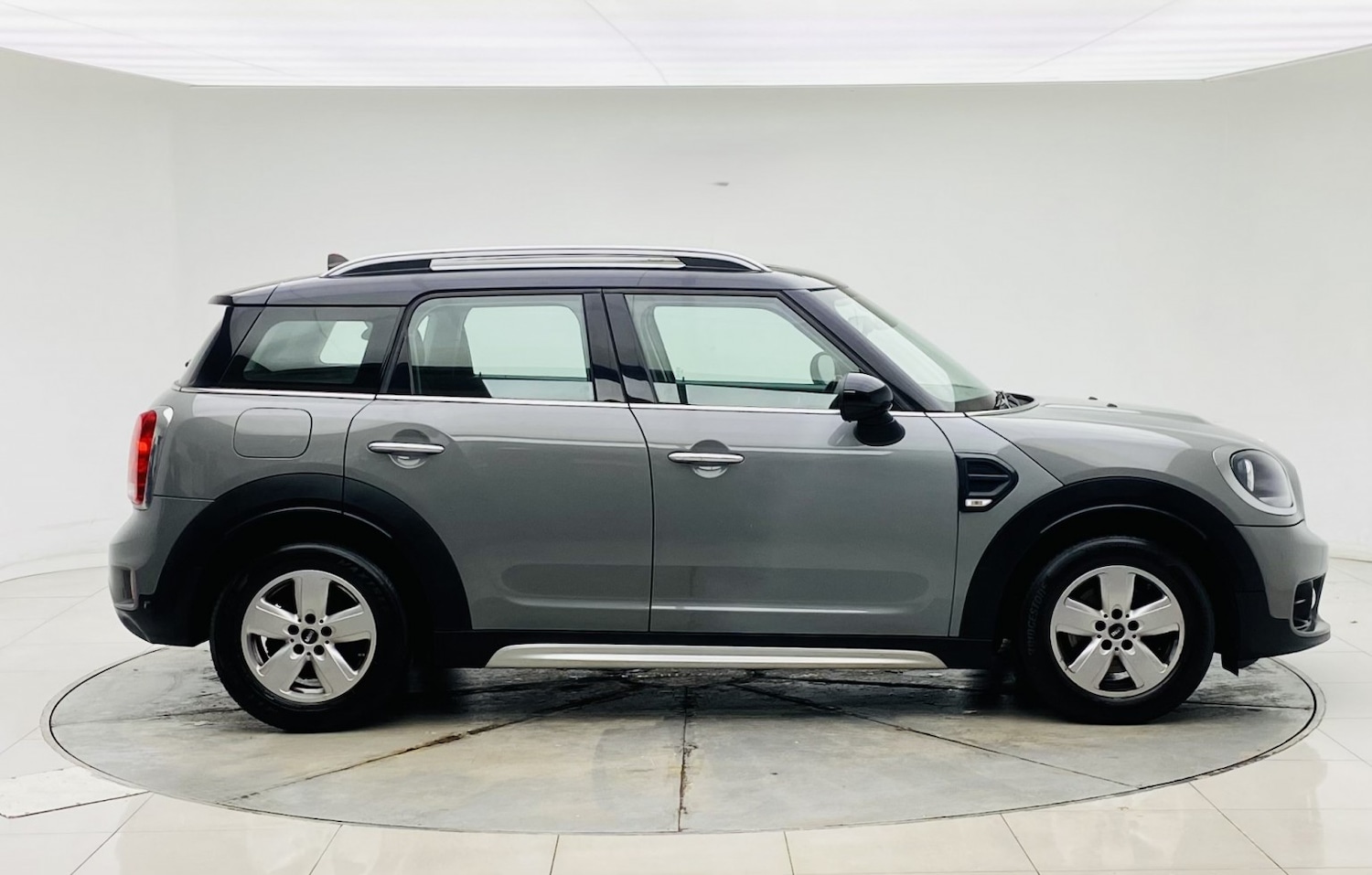 Used MINI Countryman 2019 for sale - 77453340: Photo 3