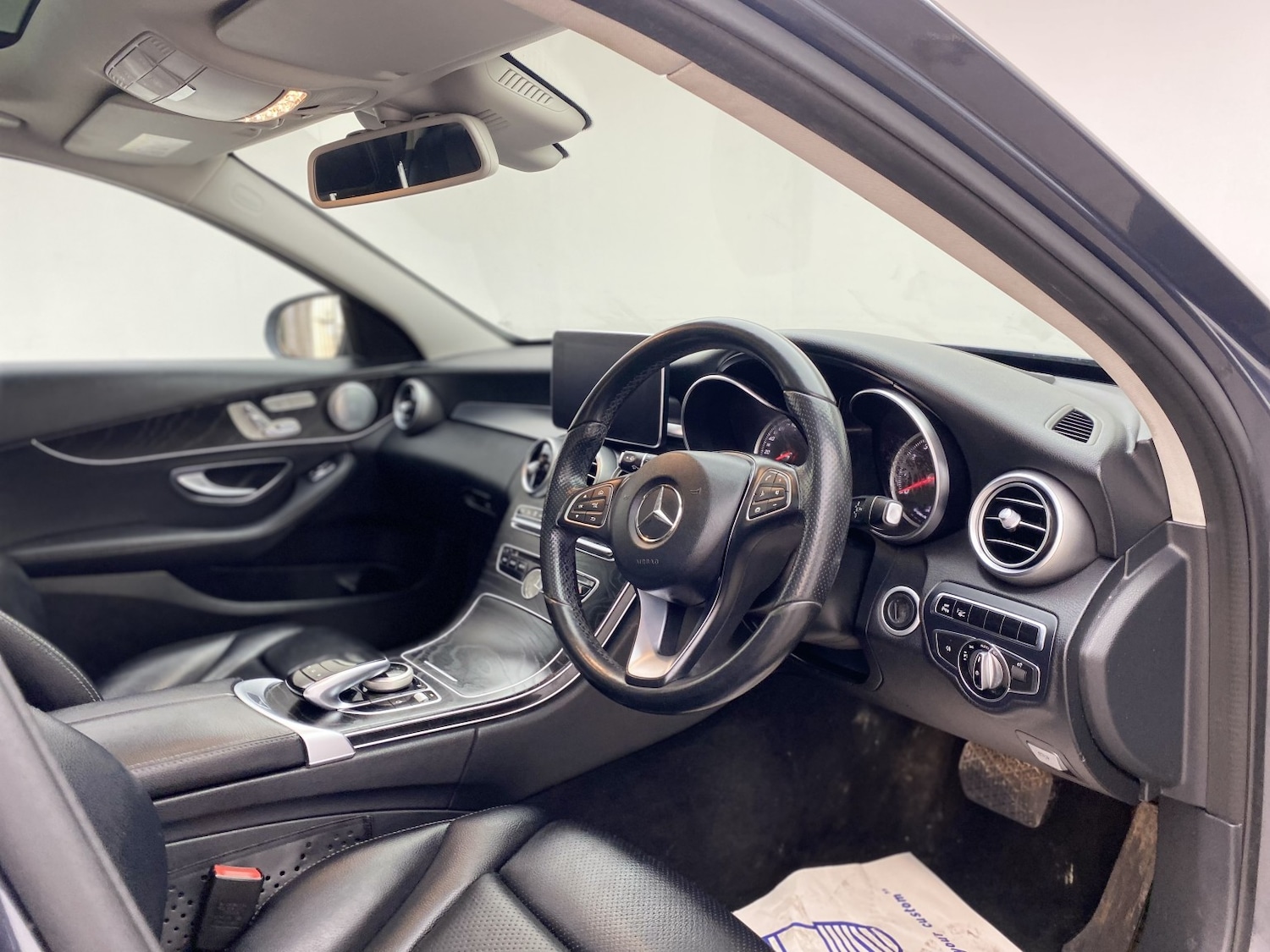 Used Mercedes-Benz C Class 2016 for sale - 77938192: Photo 35