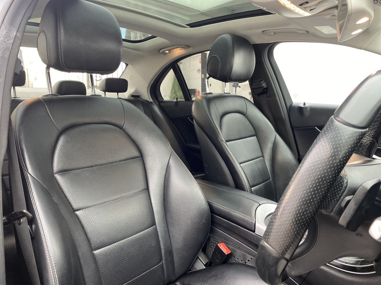 Used Mercedes-Benz C Class 2016 for sale - 77938192: Photo 37