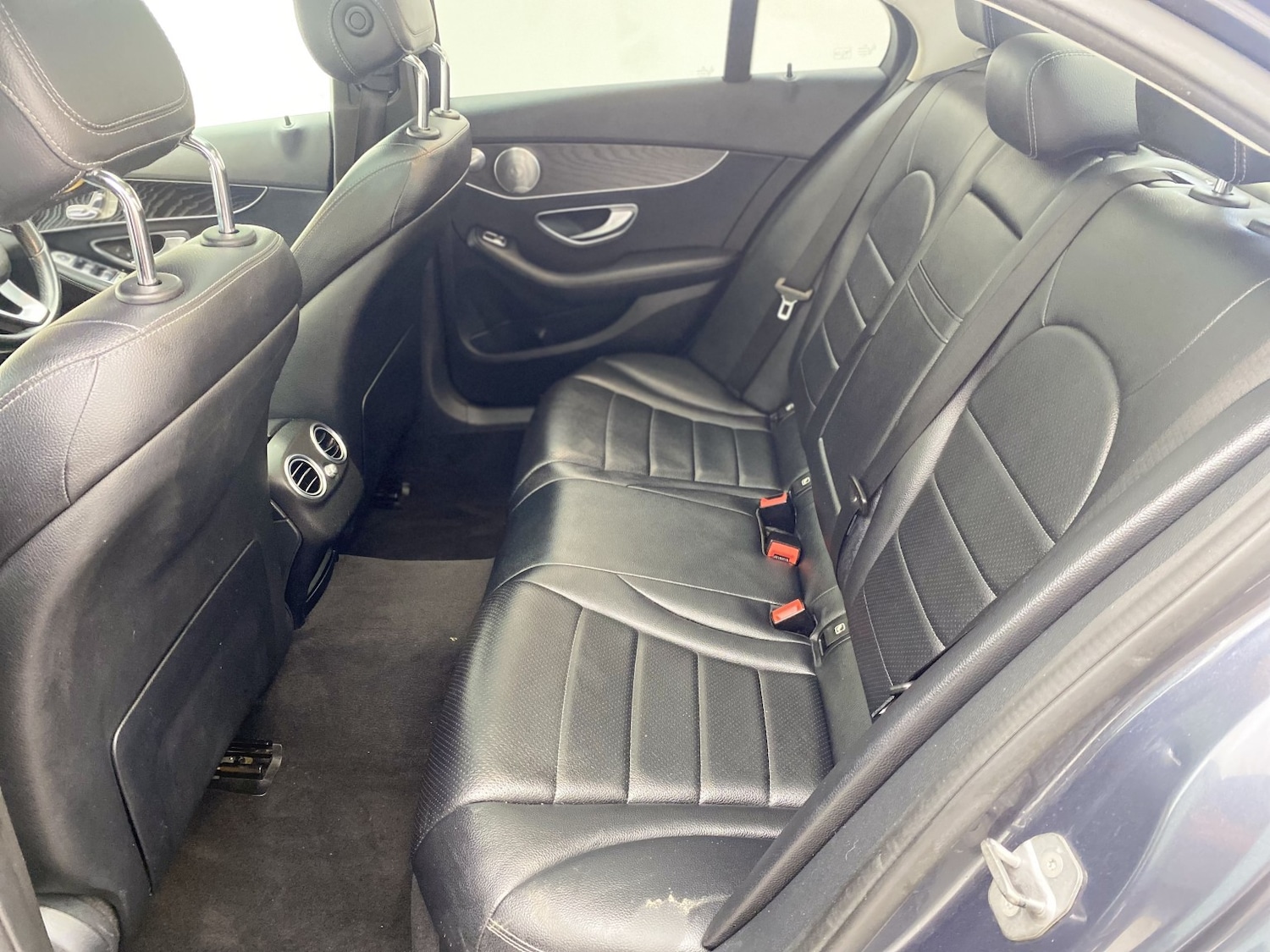 Used Mercedes-Benz C Class 2016 for sale - 77938192: Photo 41