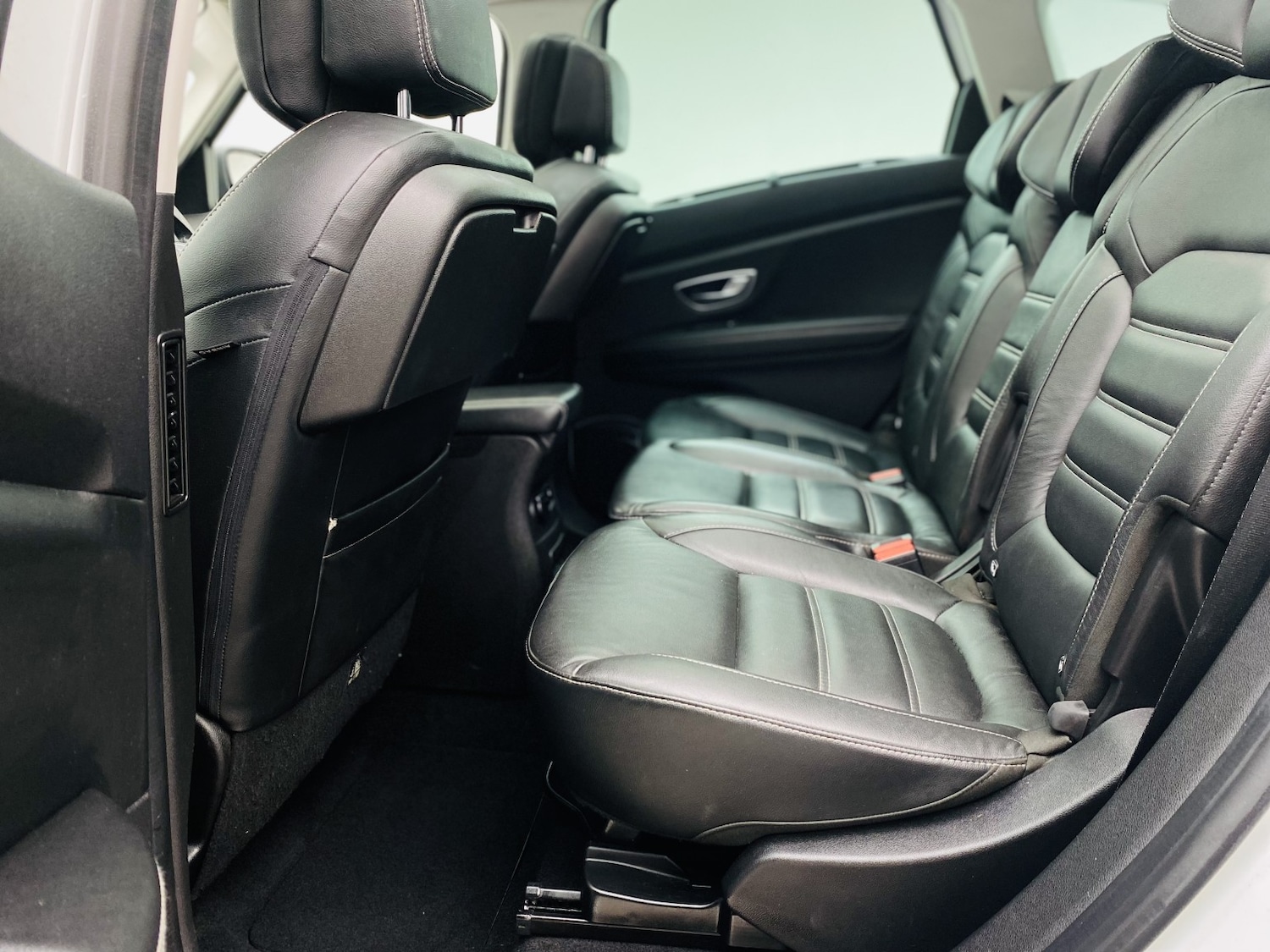 Used Renault Scenic 2018 for sale - 77548158: Photo 39