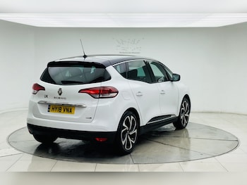 Used Renault Scenic 2018 for sale - 77548158: Photo