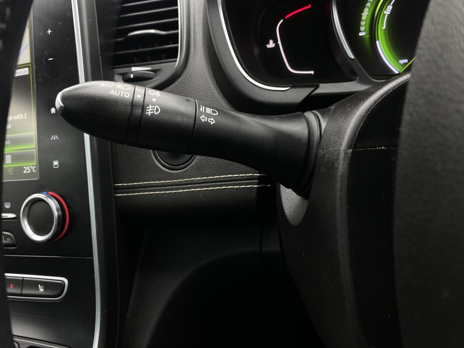 Used Renault Scenic 2018 for sale - 77548158: Photo 50