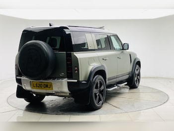 Used Land Rover Defender 110 2020 for sale - 77453302: Photo