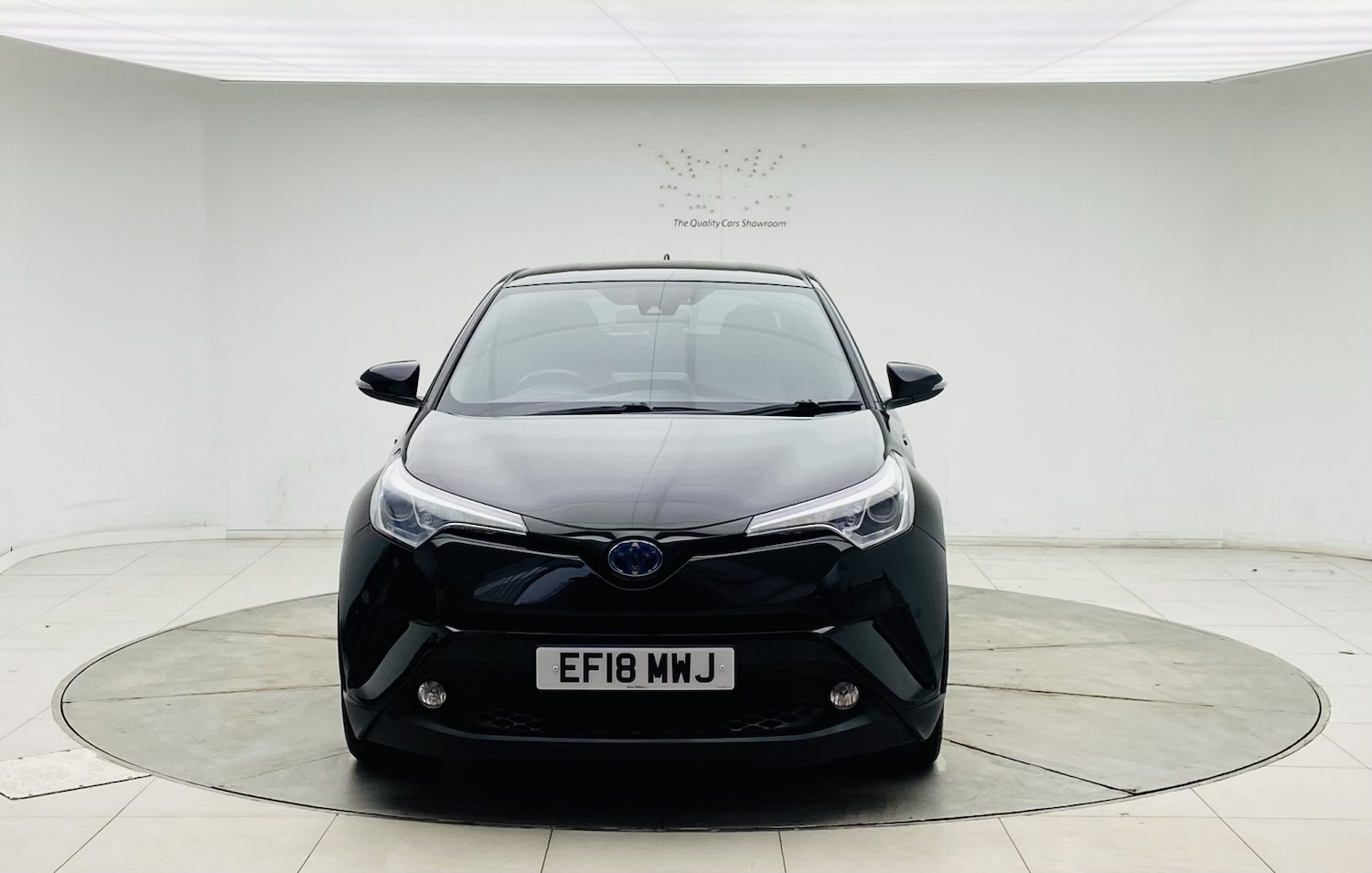 Used Toyota C-HR 2018 for sale - 77453421: Photo 2