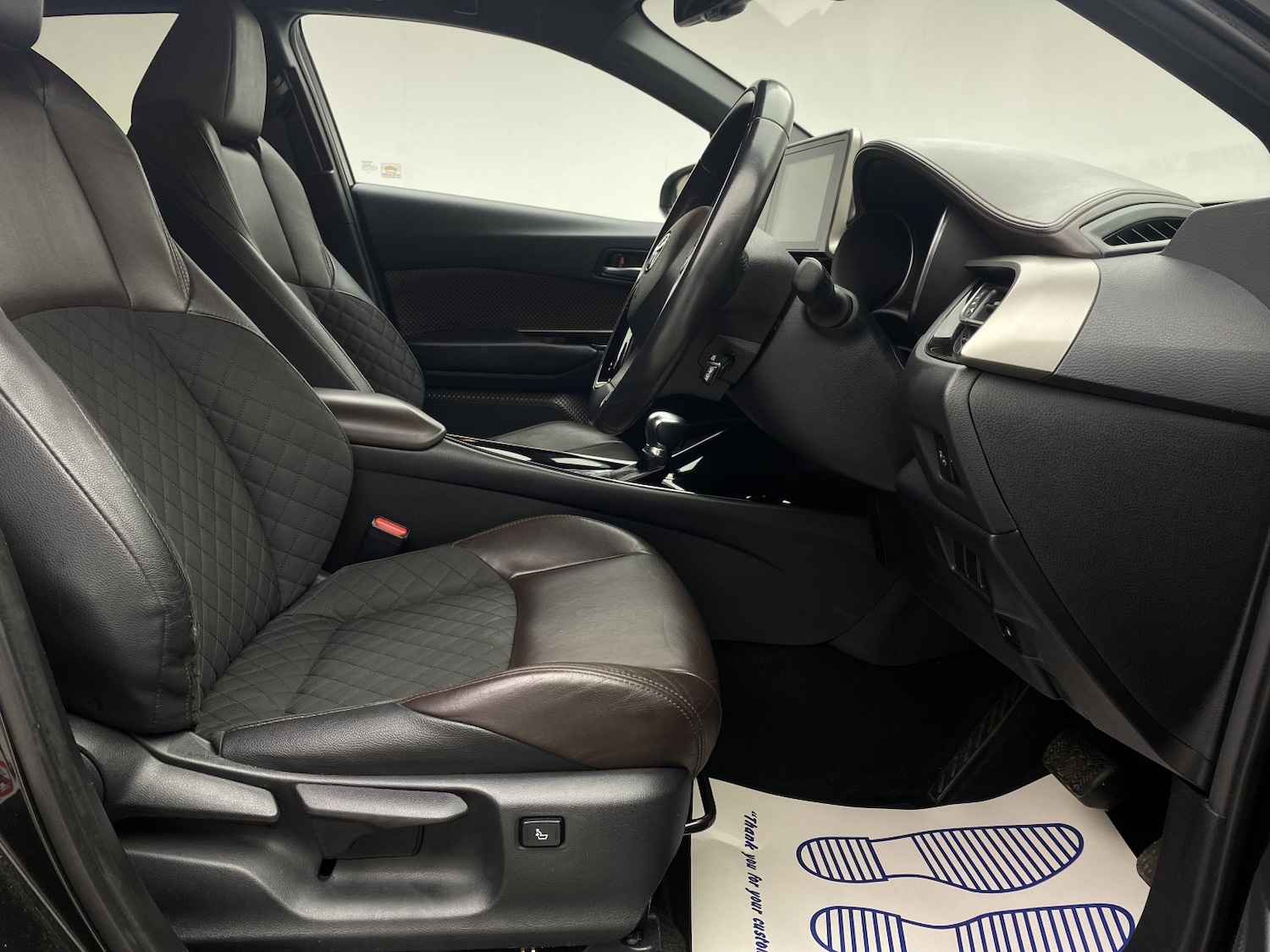 Used Toyota C-HR 2018 for sale - 77453421: Photo 42