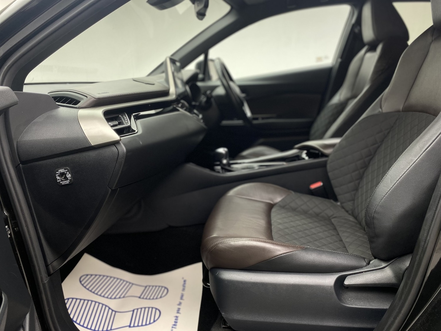 Used Toyota C-HR 2018 for sale - 77453421: Photo 45