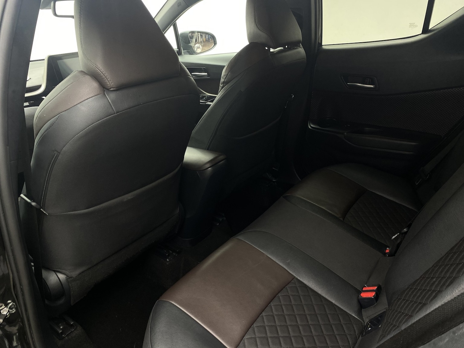 Used Toyota C-HR 2018 for sale - 77453421: Photo 46