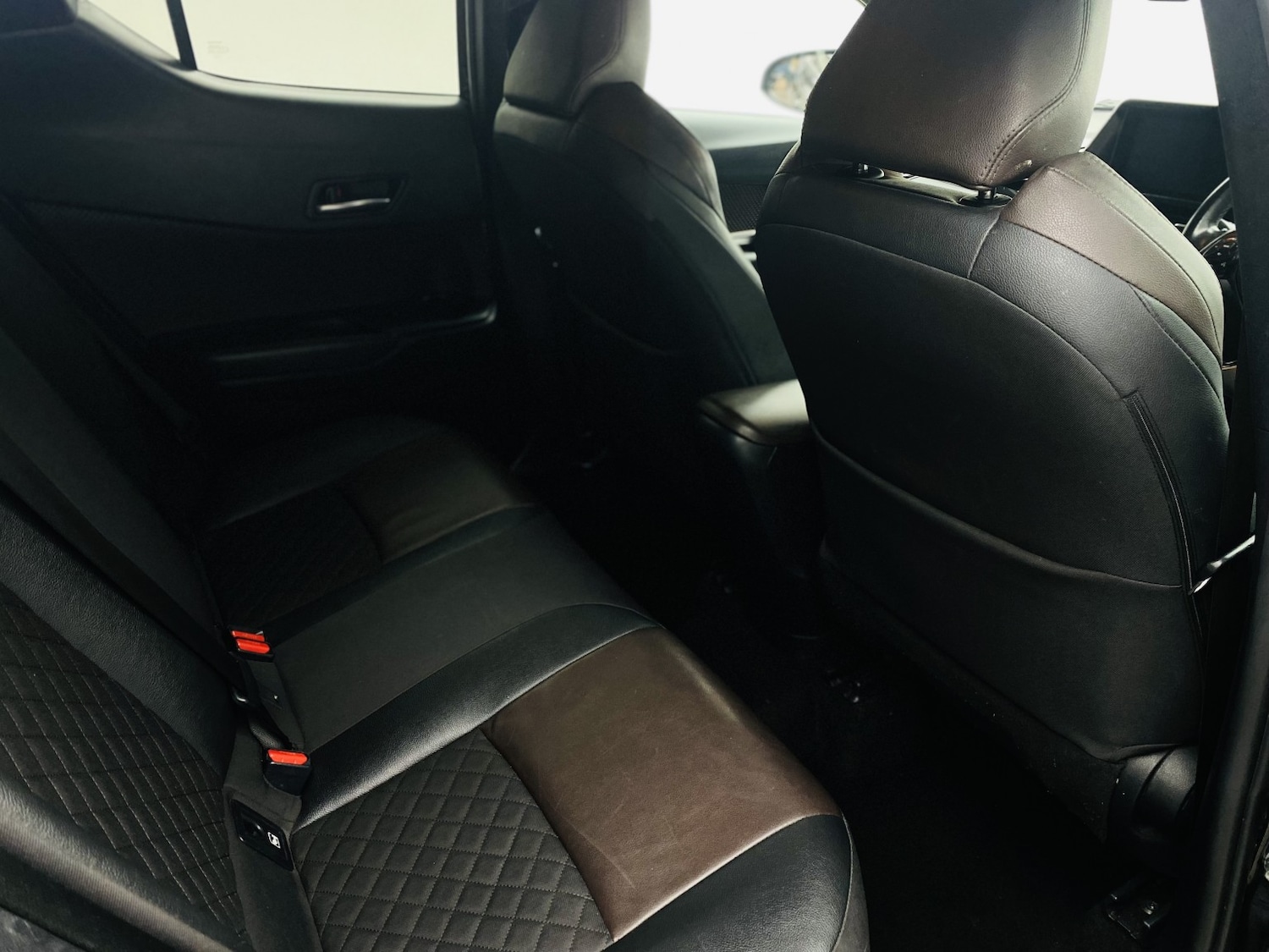 Used Toyota C-HR 2018 for sale - 77453421: Photo 49