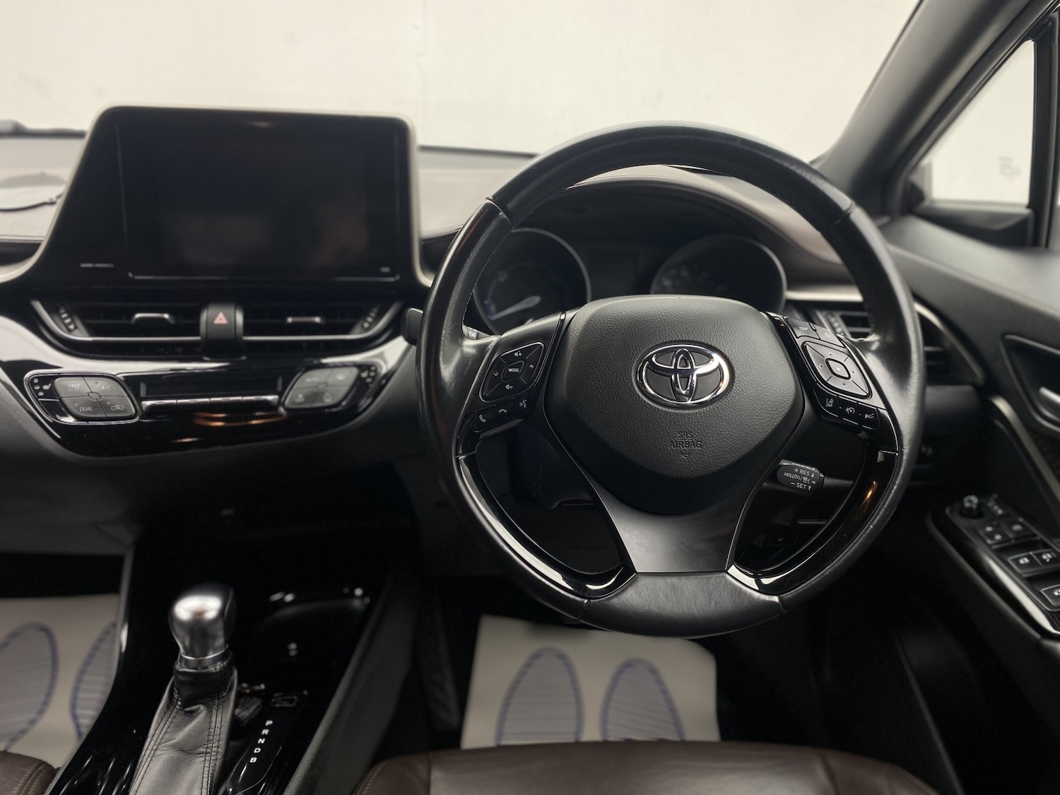 Used Toyota C-HR 2018 for sale - 77453421: Photo 50