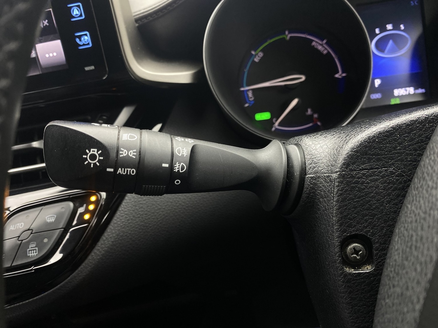 Used Toyota C-HR 2018 for sale - 77453421: Photo 57