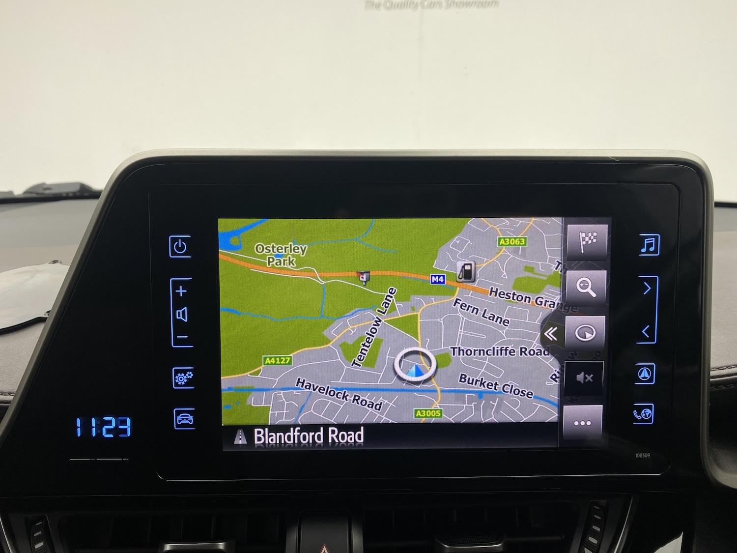 Used Toyota C-HR 2018 for sale - 77453421: Photo 63