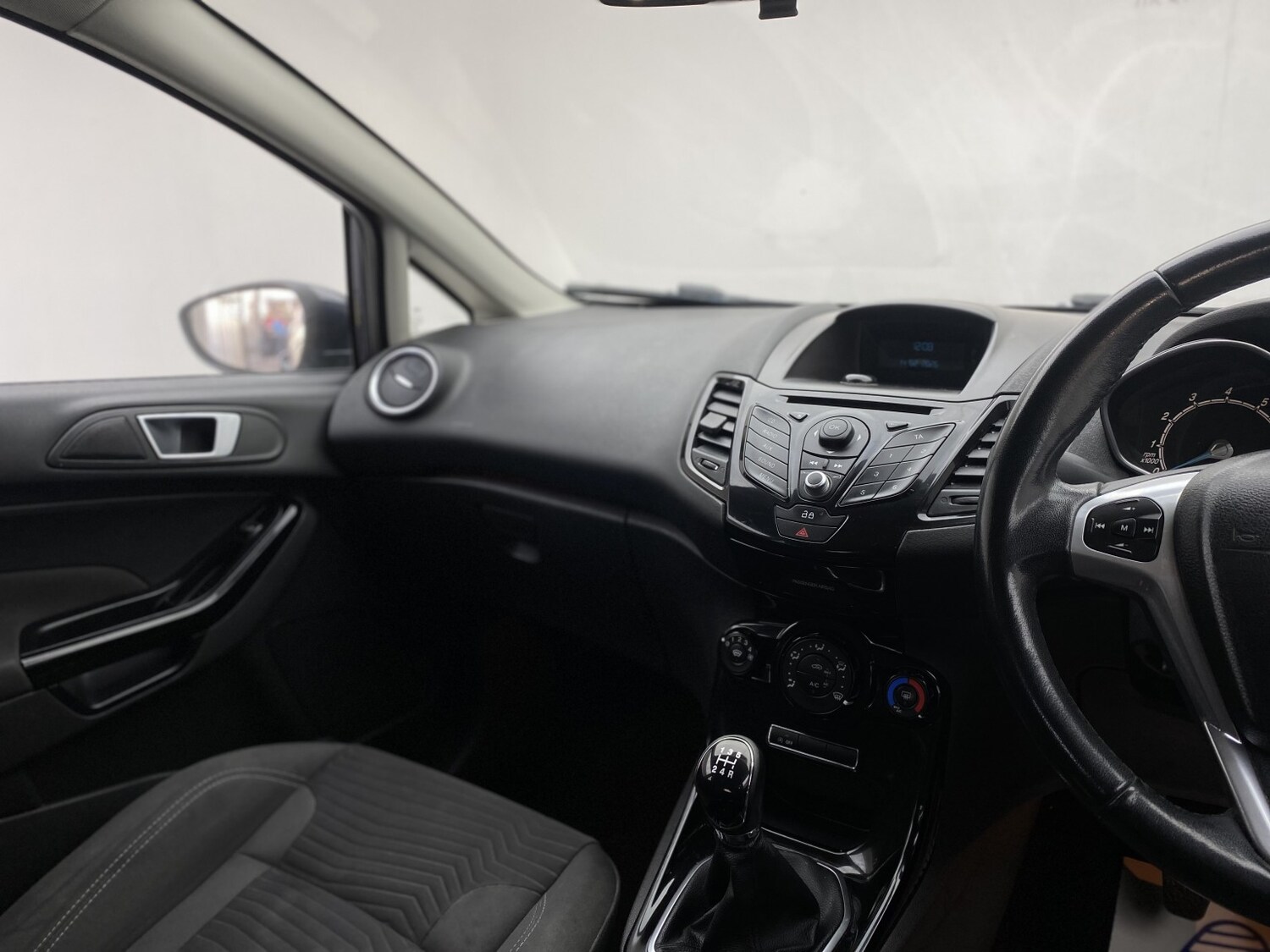 Used Ford Fiesta 2013 for sale - 77453174: Photo 46