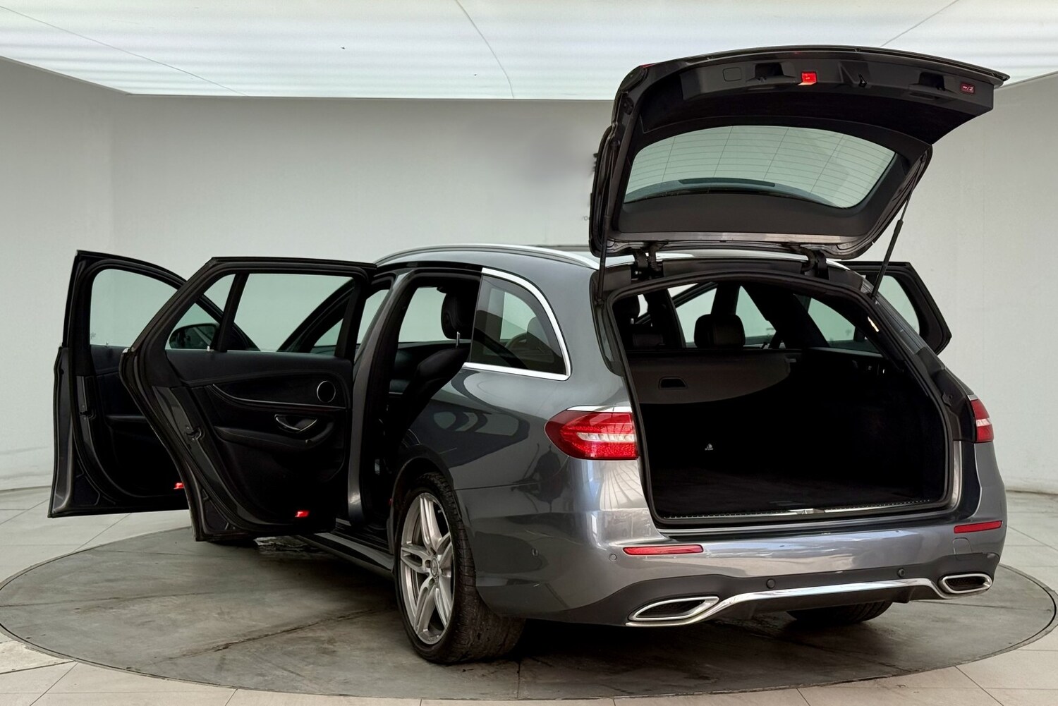 Used Mercedes-Benz E Class 2017 for sale - 77453254: Photo 22