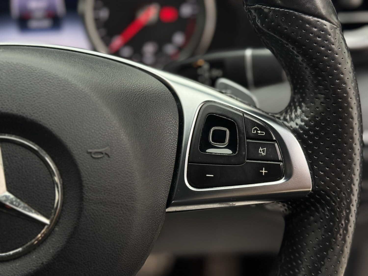 Used Mercedes-Benz E Class 2017 for sale - 77453254: Photo 31