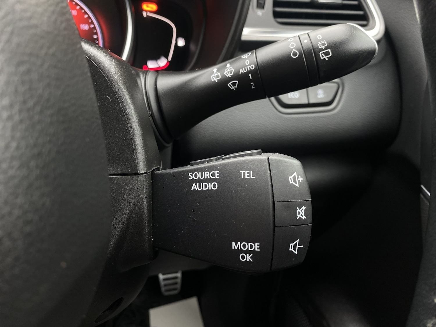 Used Renault Kadjar 2017 for sale - 77465797: Photo 53