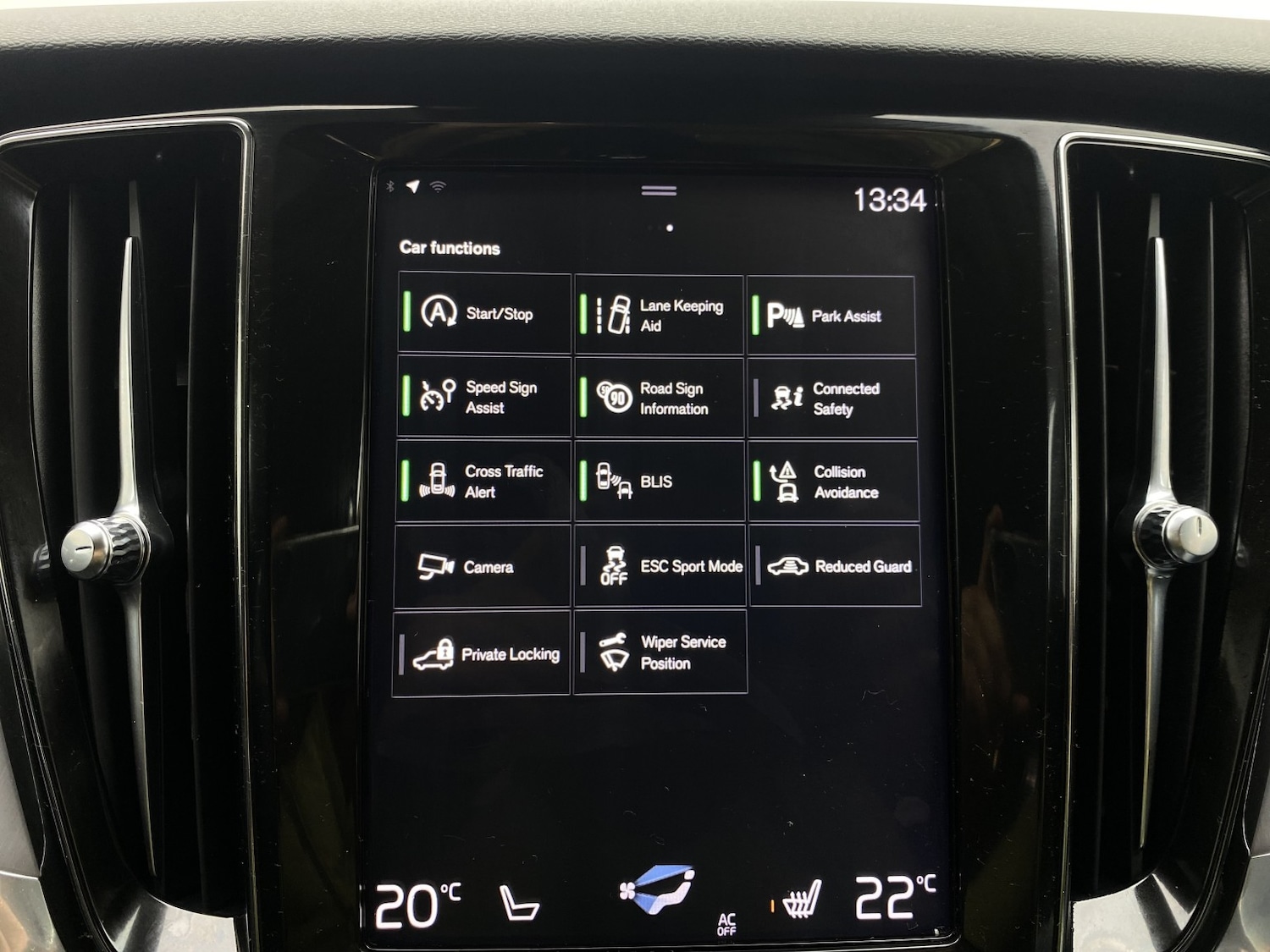 Used Volvo V60 2018 for sale - 77453310: Photo 55