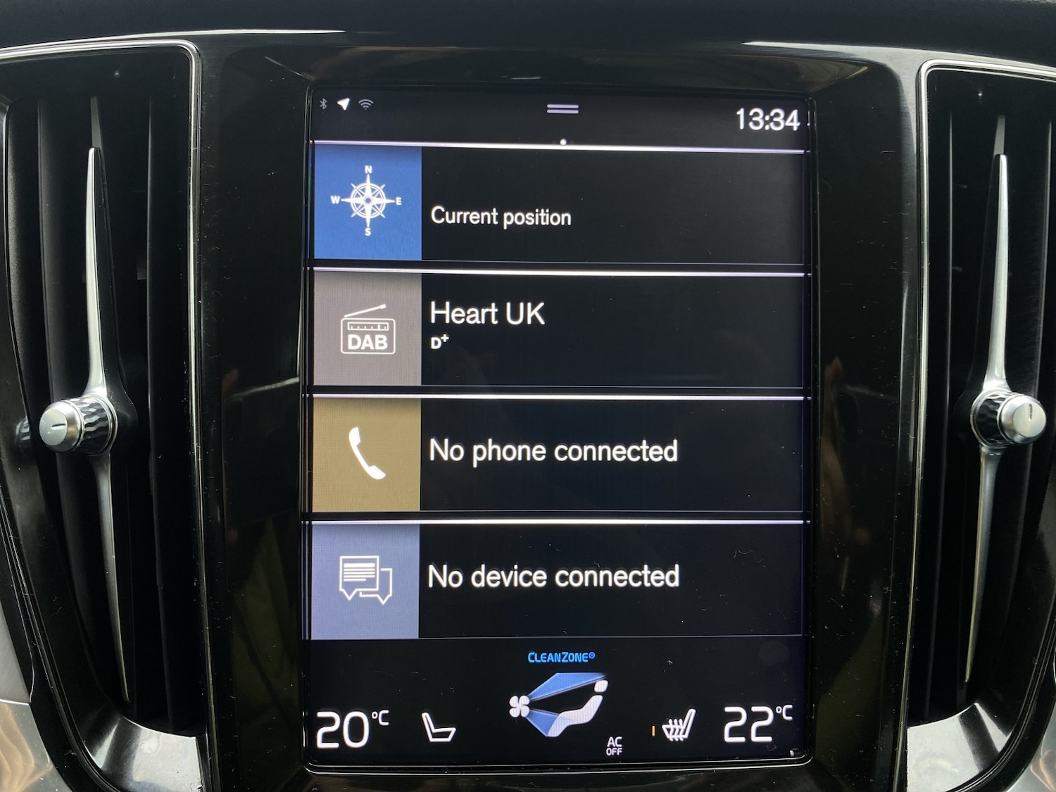 Used Volvo V60 2018 for sale - 77453310: Photo 57