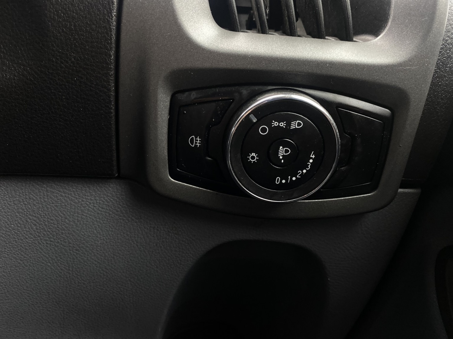 Used Ford Transit Custom 2016 for sale - 77453175: Photo 37