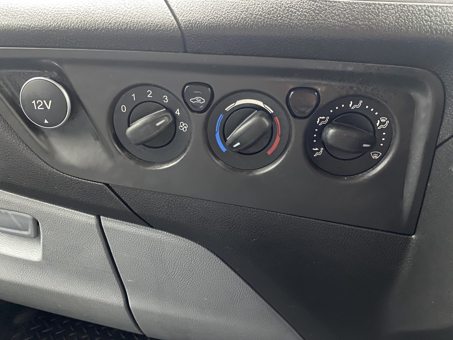 Used Ford Transit Custom 2016 for sale - 77453175: Photo 42