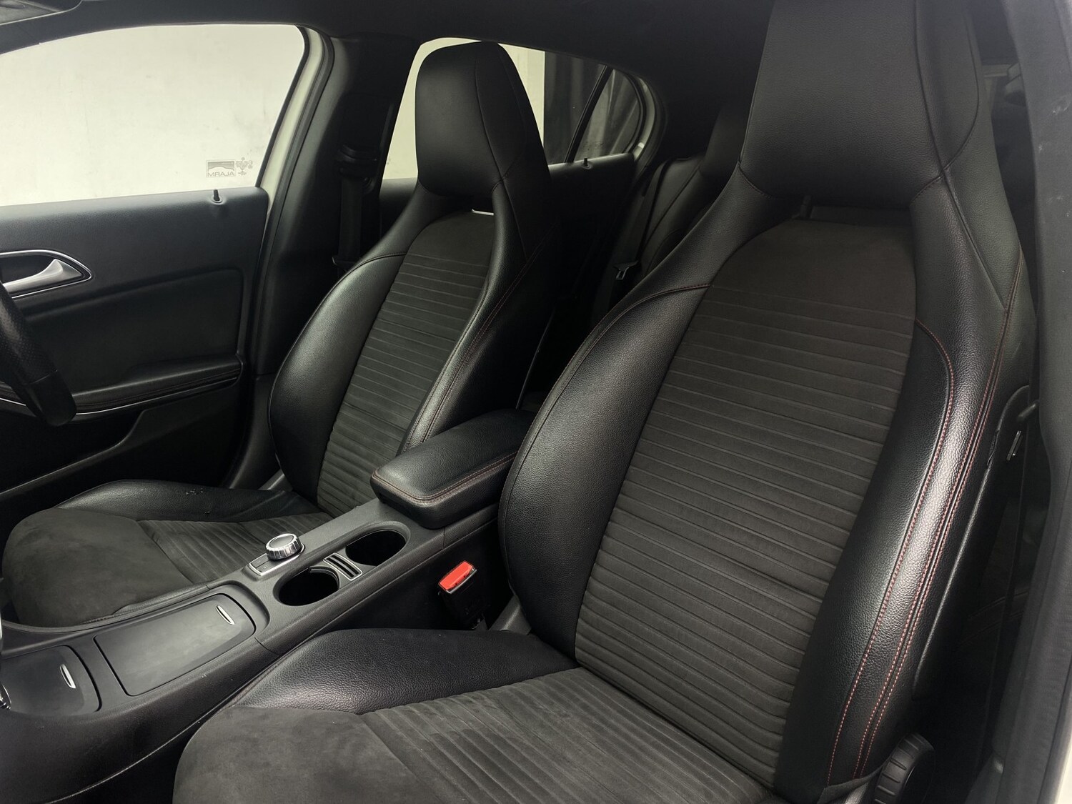 Used Mercedes-Benz GLA 2015 for sale - 77453342: Photo 11