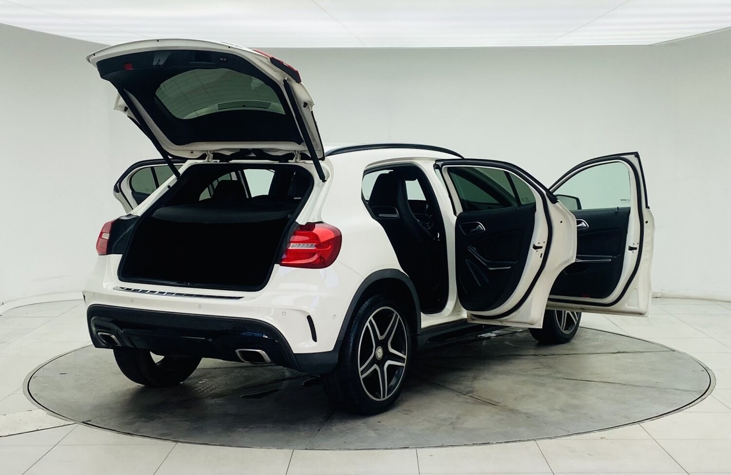 Used Mercedes-Benz GLA 2015 for sale - 77453342: Photo 15