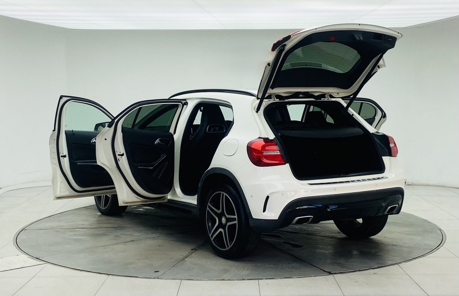 Used Mercedes-Benz GLA 2015 for sale - 77453342: Photo 17