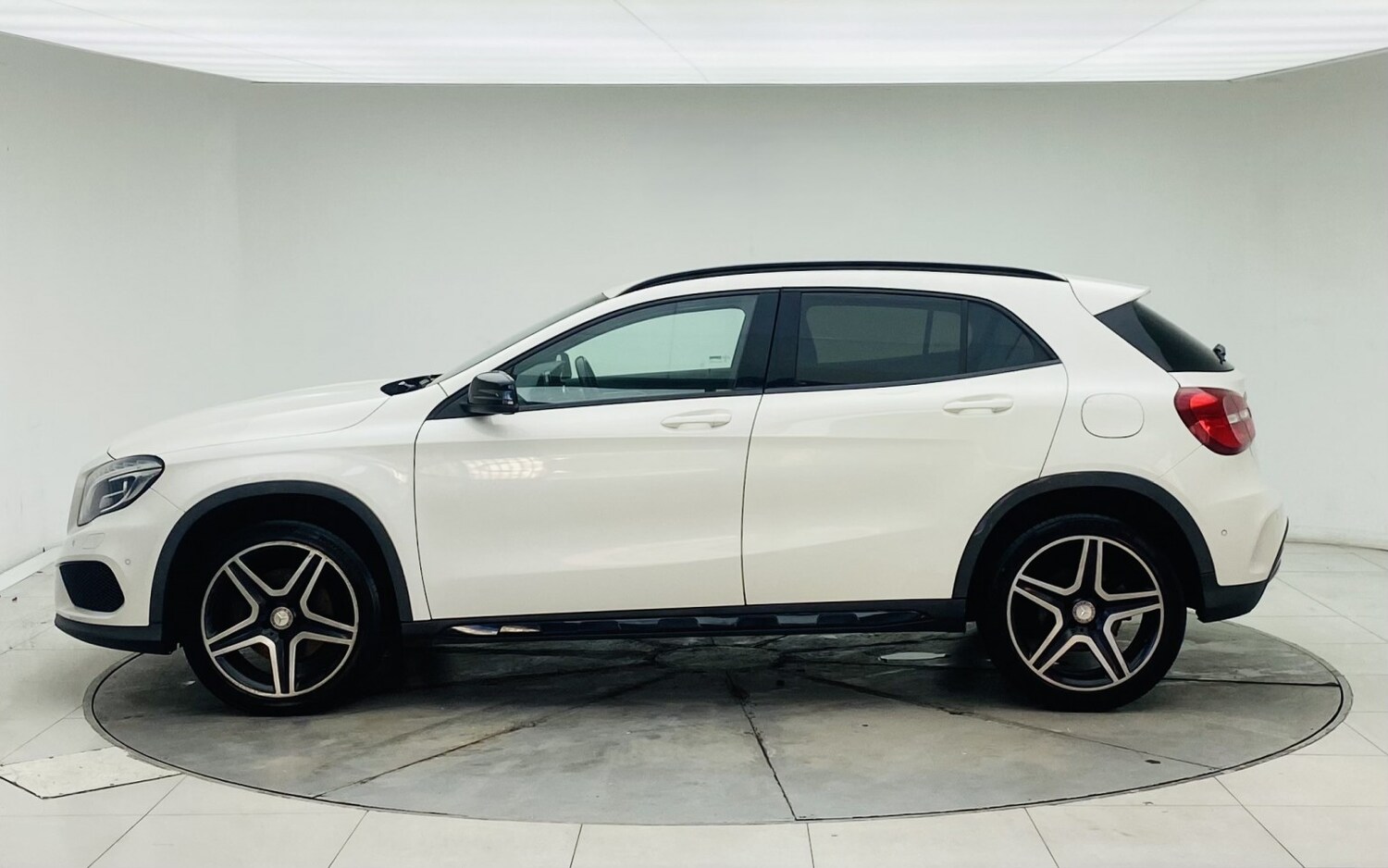 Used Mercedes-Benz GLA 2015 for sale - 77453342: Photo 7
