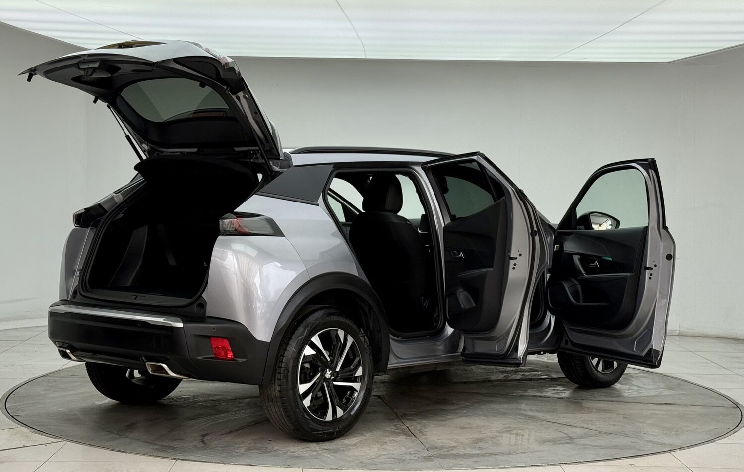 Used Peugeot 2008 2023 for sale - 77453252: Photo 16