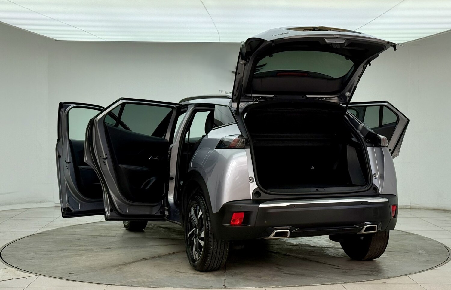 Used Peugeot 2008 2023 for sale - 77453252: Photo 18