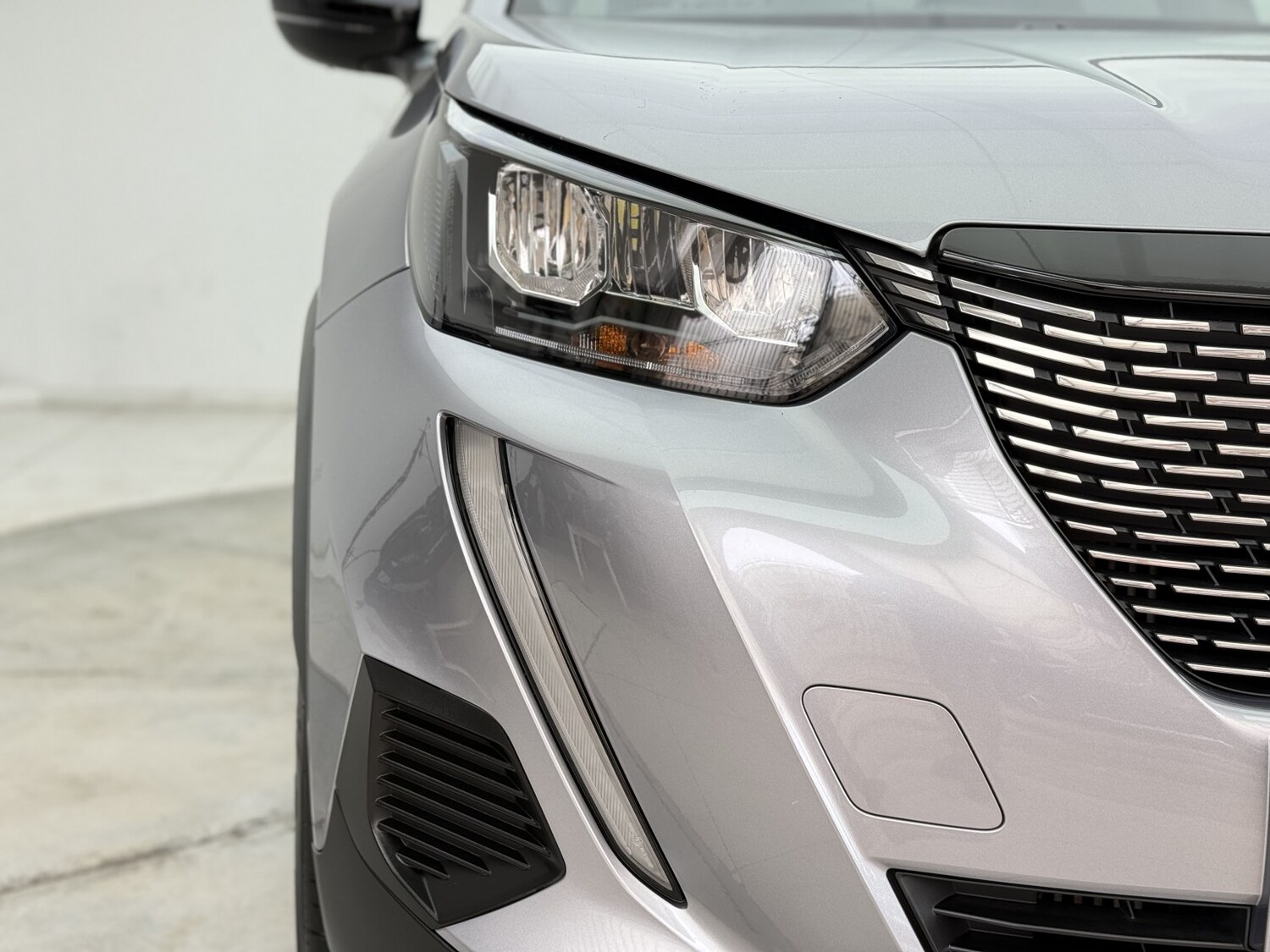 Used Peugeot 2008 2023 for sale - 77453252: Photo 23